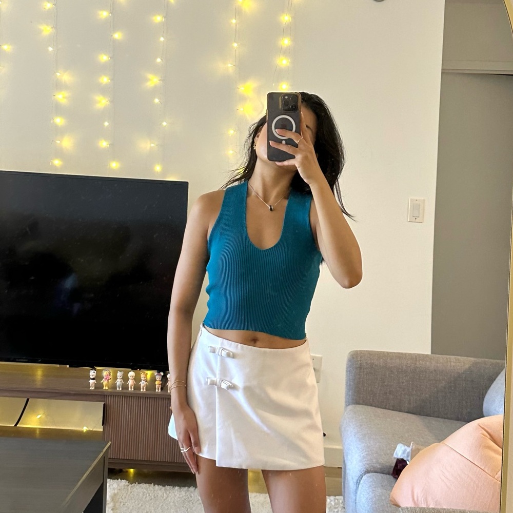 Teal Sleeveless Knit Top